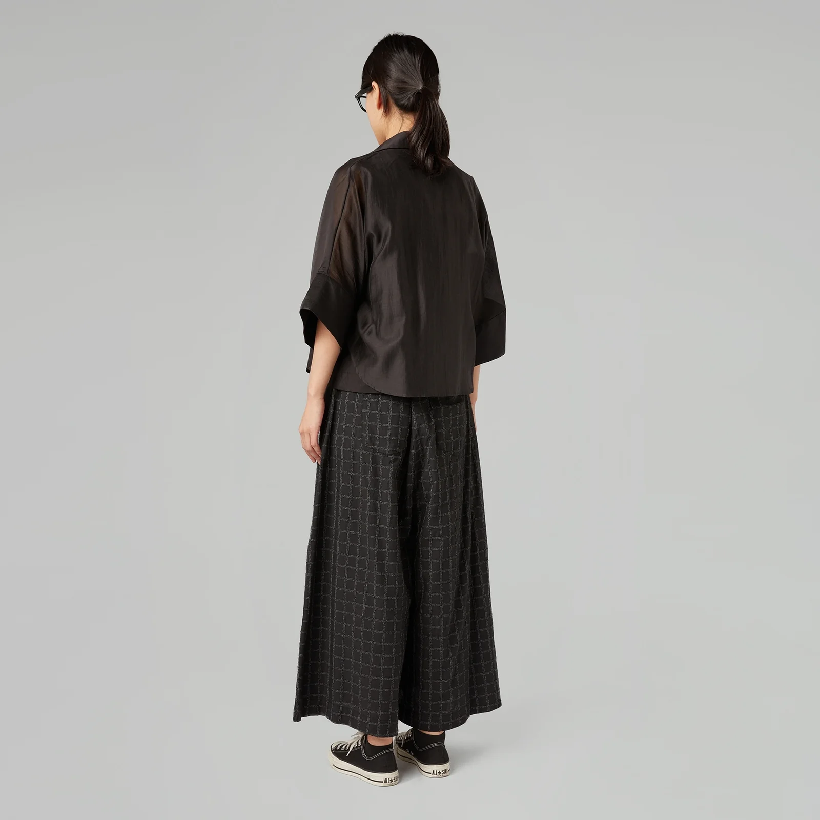 224054 black back Γυναικείο cropped πουκάμισο ημιδιάφανο Wendy Trendy