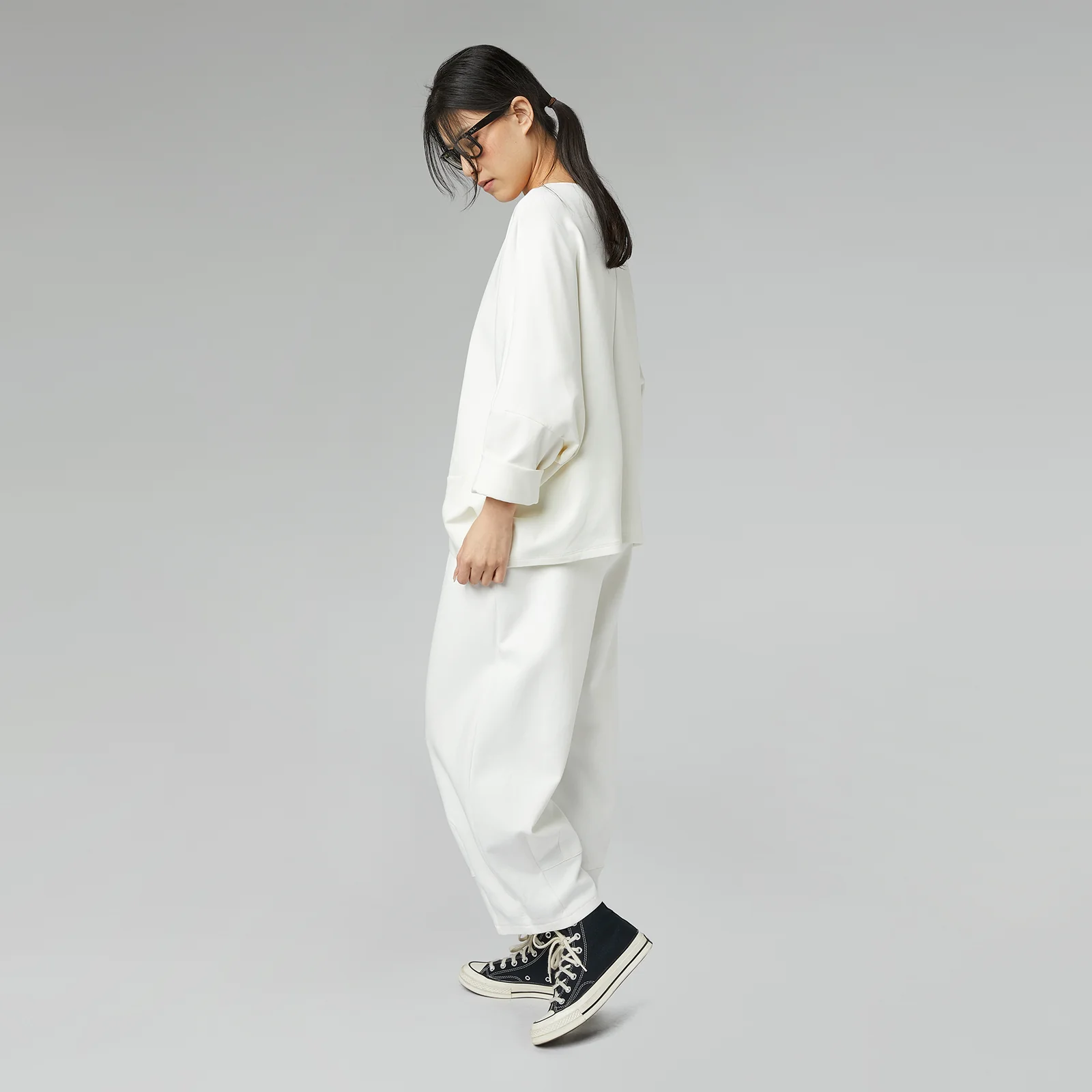 226064SIDE WENDY TRENDY SWEATSHIRT IN LIGHTWEIGHT NEOPRENE FABRIC - Image 5