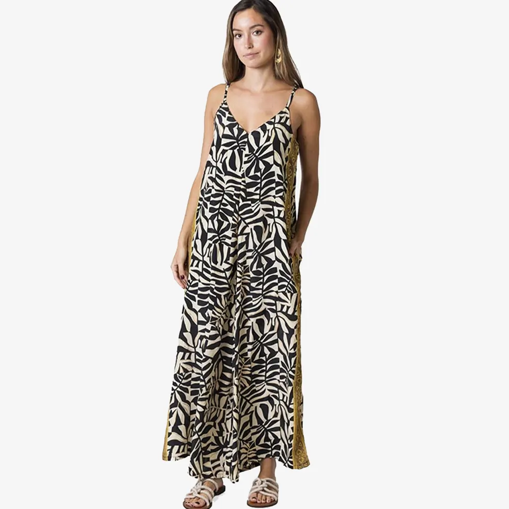 Tantrend "Boho Soul" Ολόσωμη Φόρμα Leaf 1 Tantrend Boho Soul ολόσωμη φόρμα καμπάνα με leaf print μαύρο ιβουάρ, μπροστινή όψη σε λευκό φόντο